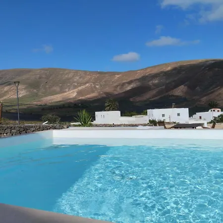 Casa Pancho Holiday home Tabayesco